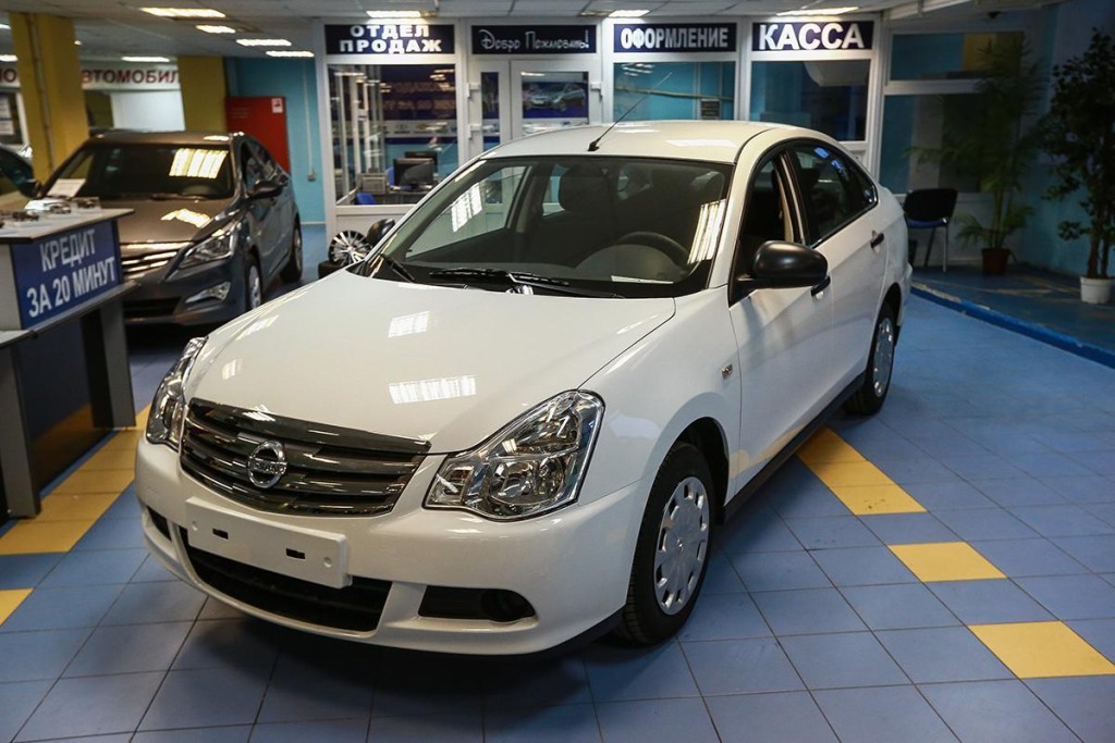 цена на nissan almera в воронеже